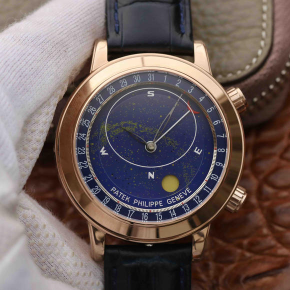 百达翡丽超级复杂功能计时系列6102款男士手表。镶嵌施华洛世奇钻，皮表带