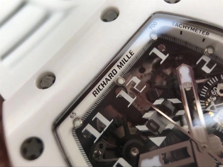 KV厂理查德RM-011白色陶瓷腕表经典酒桶造型高强度钢化陶瓷材质男士腕表，硅胶表带，自动机械机芯，透底