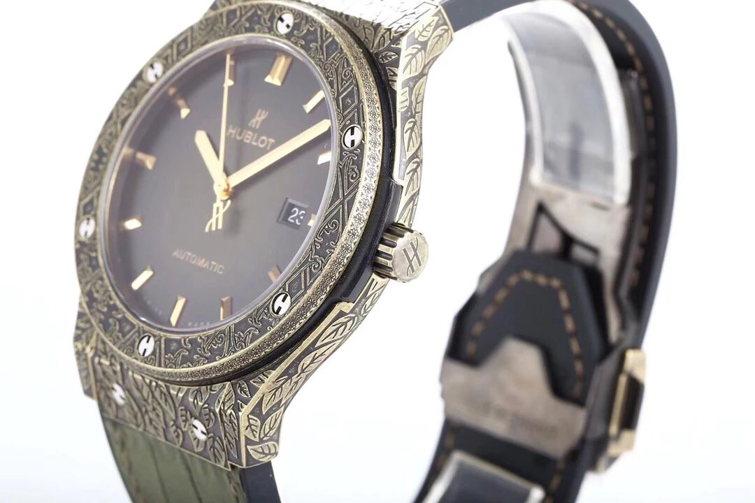 SR工厂全新推出三款经典融合富恩特王金，钛金，青铜腕表全球限量典藏腕表