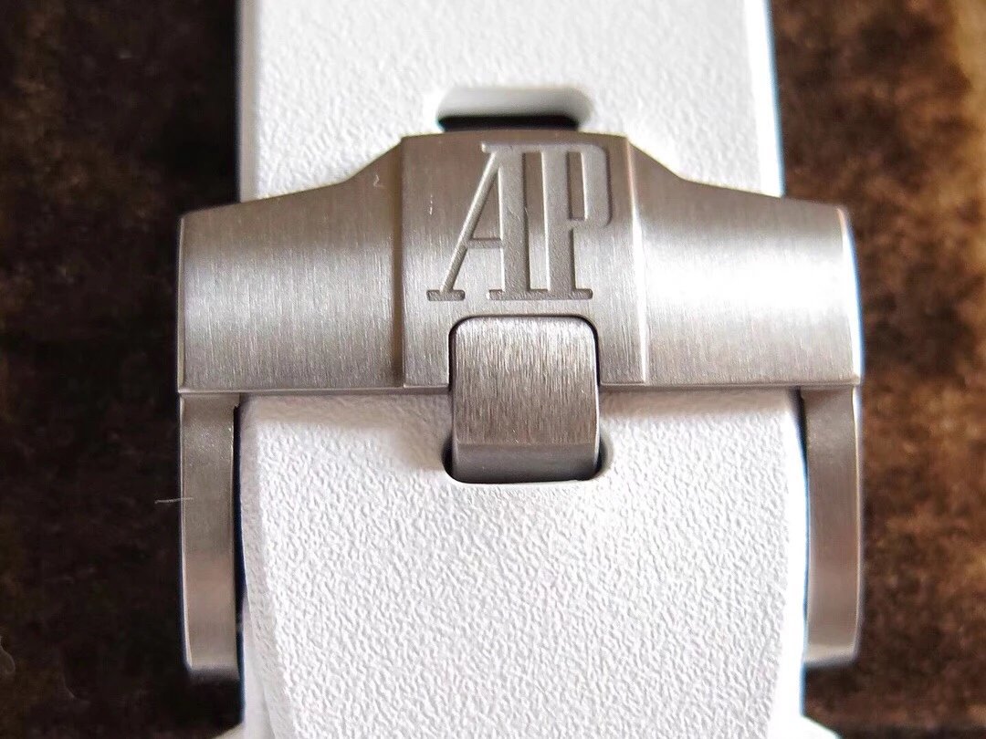 JF精品AP15703白陶瓷系列V8版本表径42mm.配进口9015机芯改3120机芯市面最强