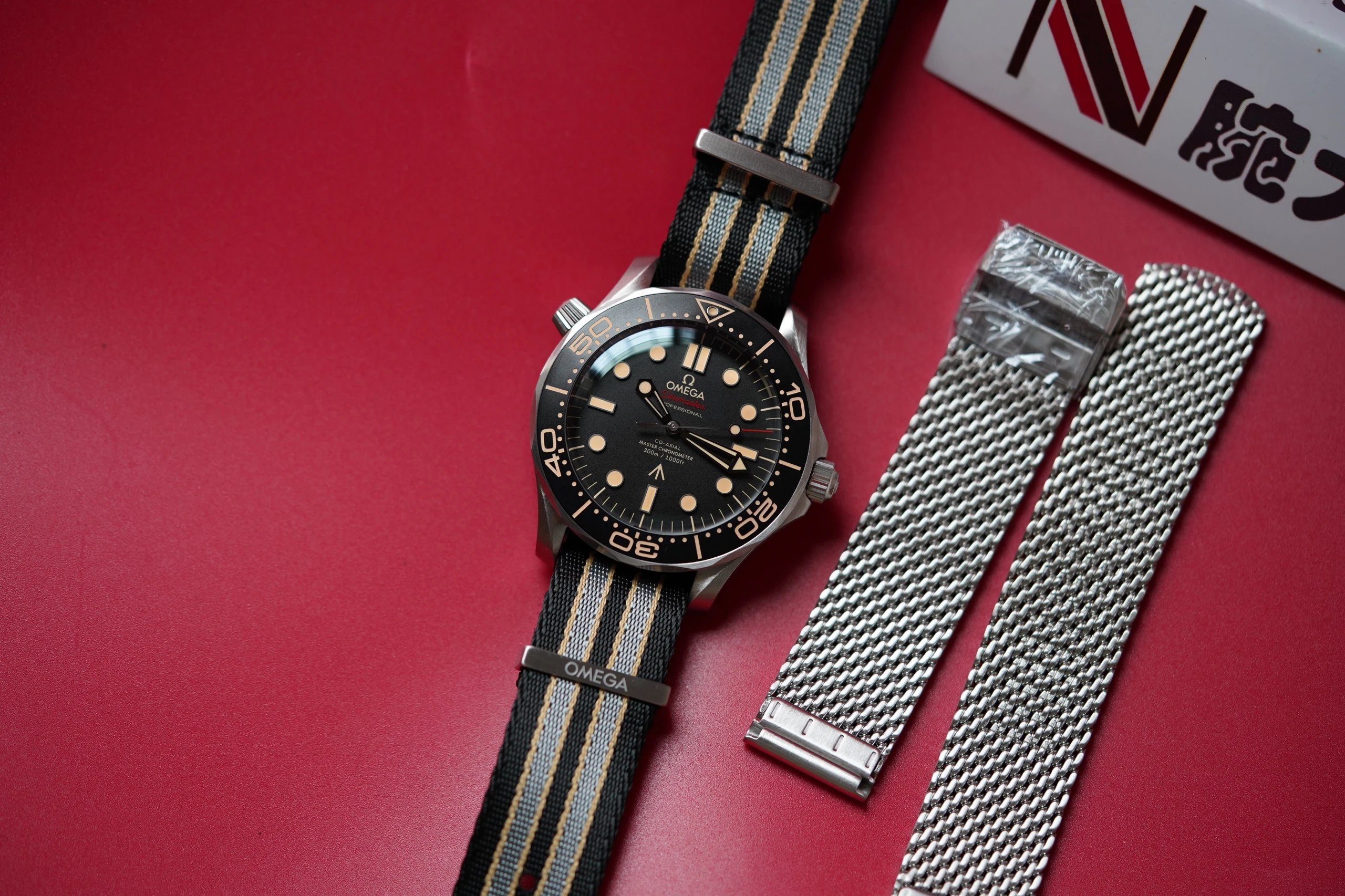VS007版海马系列腕表，钛金属表壳VS欧米茄海马300邦德007-无暇赴死最高版本