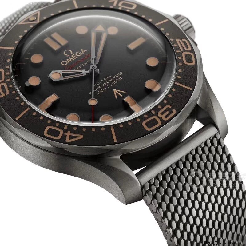 VS007版海马系列腕表，钛金属表壳VS欧米茄海马300邦德007-无暇赴死最高版本